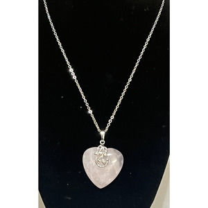 womans heart amulet necklace 24 in chain